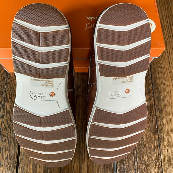 Clarks leather boat shoe - Picture 3 of 11